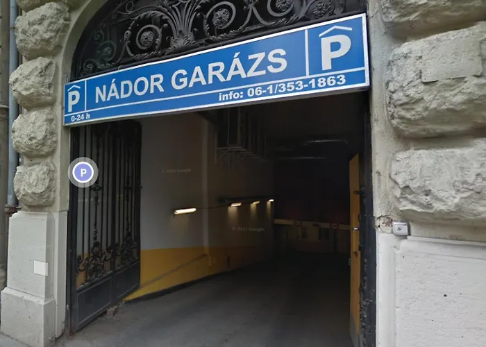 Jazzy Vibes Parliament Rooms And Ensuites Budapest